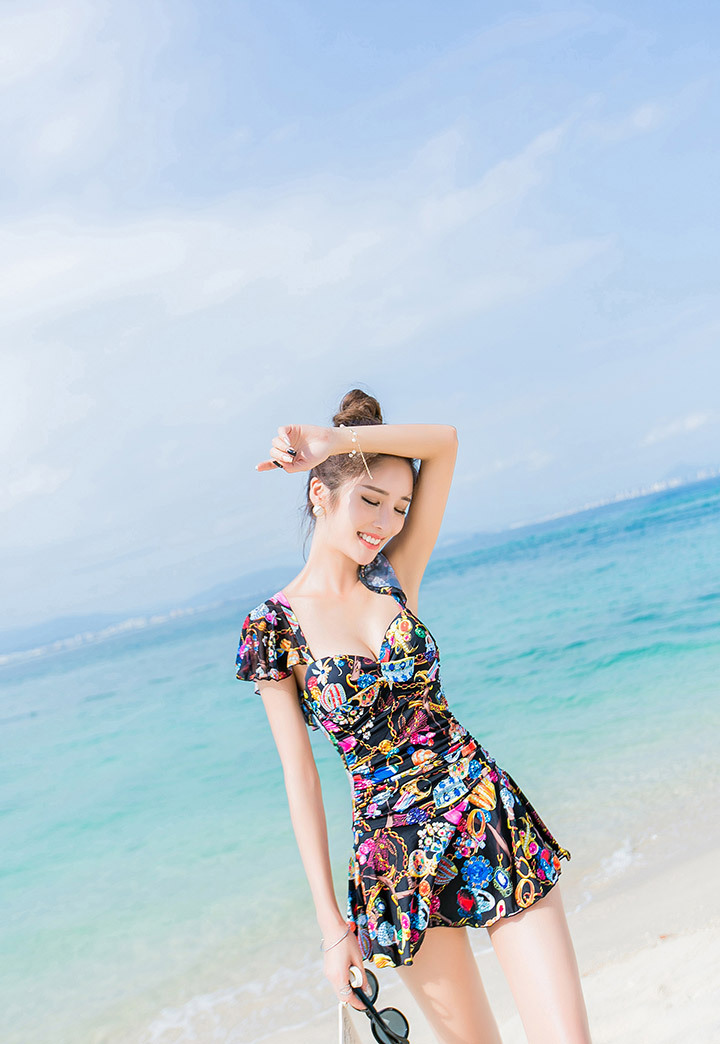 ชุดว่ายน้ำวันพีช รอบอก32-38 รอบเอว 28-34 สะโพก32-40 นิ้วชุดยาว 28 นิ้ว แบบสวยค่ะ