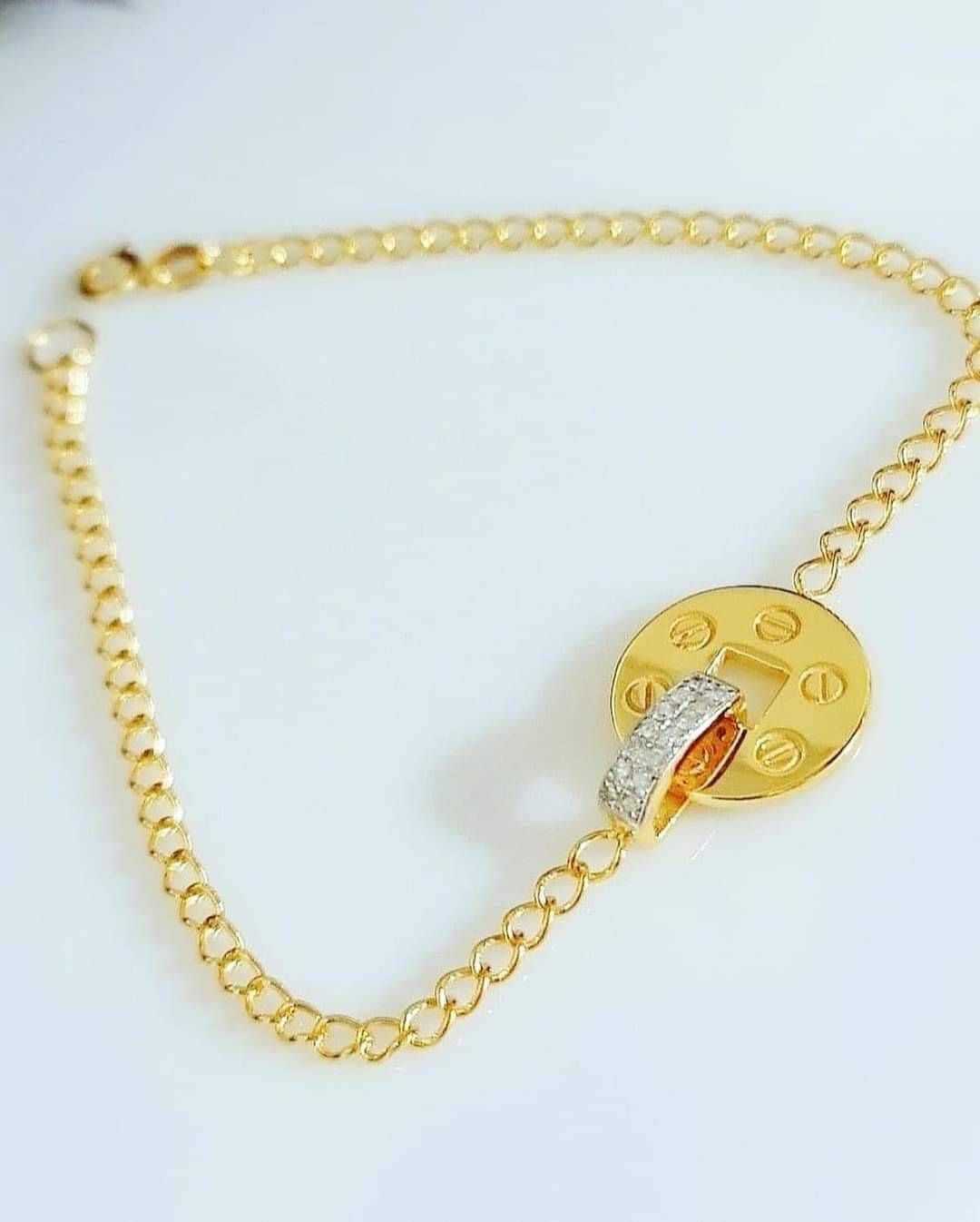 พร้อมส่งและสั่งผลิตสร้อยข้อมือทองเพชรแท้แบรนด์ดัง แต่งงาน หมั้น ใส่เที่ยว ออกงาน ทองคำ 9K เพชรกุหลาบแท้ 0.07 กะรัต 14 เม็ด ราคาถูกมาก ส่งฟรี