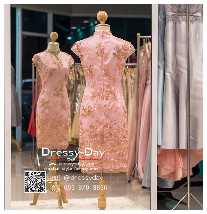 รหัส ชุดกี่เพ้า :KPS002 ชุดกี่เพ้าพร้อมส่ง มีชุดกี่เพ้าคนอ้วน แบบสั้น สีชมพู ปักลูกไม้ ดิ้นทอง คัตติ้งเป๊ะมาก ใส่ออกงาน ไปงานแต่งงาน ใส่เป็นชุดพิธีกร ชุดเพื่อนเจ้าสาว ชุดถ่ายพรีเวดดิ้ง ชุดยกน้ำชา หรือ ใส่ ชุดกี่เพ้าแต่งงาน สวยมากๆ ค่ะ