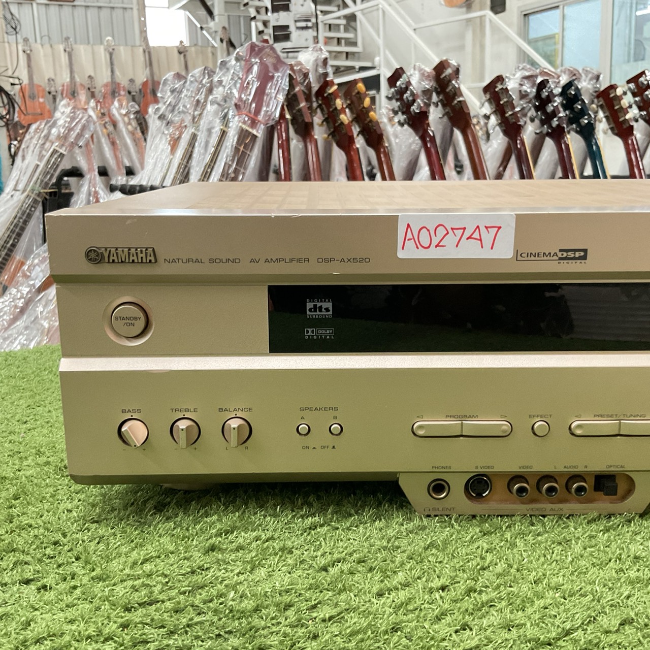 เครื่องขยายเสียง YAMAHA : DSP-AX520