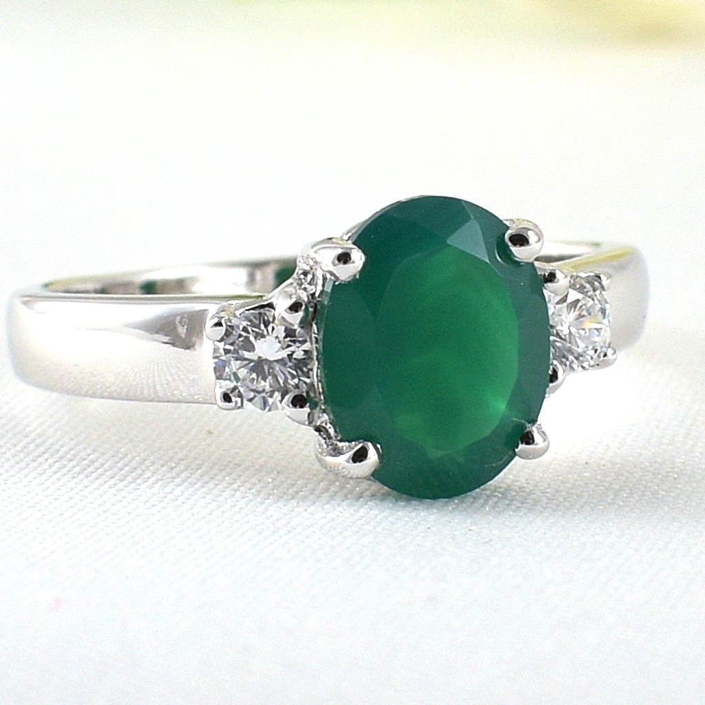 แหวนเงินแท้ราคาถูกชุบทองคำขาว พลอยแท้กรีนอะเกท 1.80 กะรัต เพชรCZ 0.20 กะรัต งานประณีตสวยงาม สั่งผลิตค่ะ