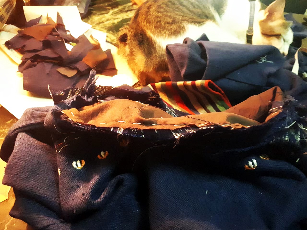 SIVA กระเป๋าลดโลกร้อนทำจากผ้าฝ้ายย้อมครามและผ้าฮัม ฟรีค่าส่ง ฟ้าและน้ำตาล L,XL