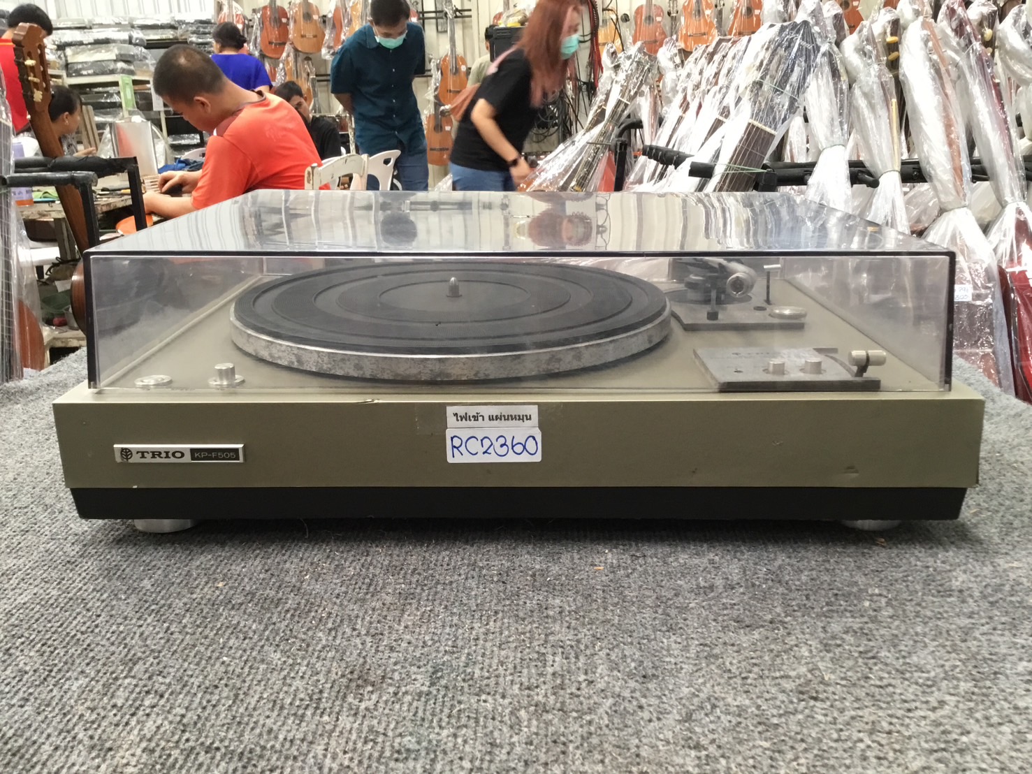 เครื่องเล่นแผ่นเสียง TRIO : KP-F505