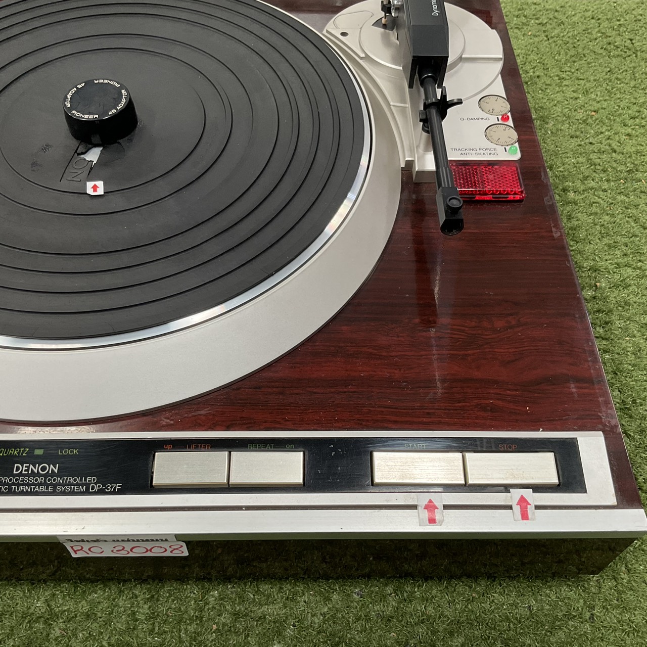 เครื่องเล่นแผ่นเสียง DENON : DP-37F