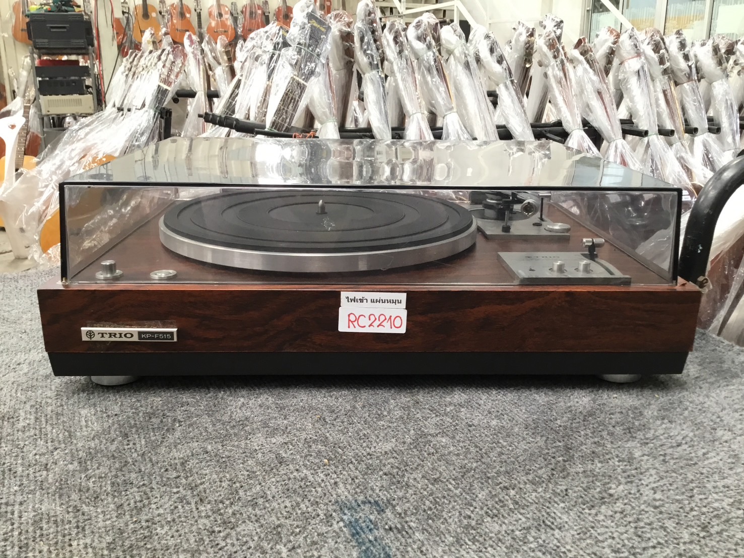 เครื่องเล่นแผ่นเสียง TRIO : KP-F515