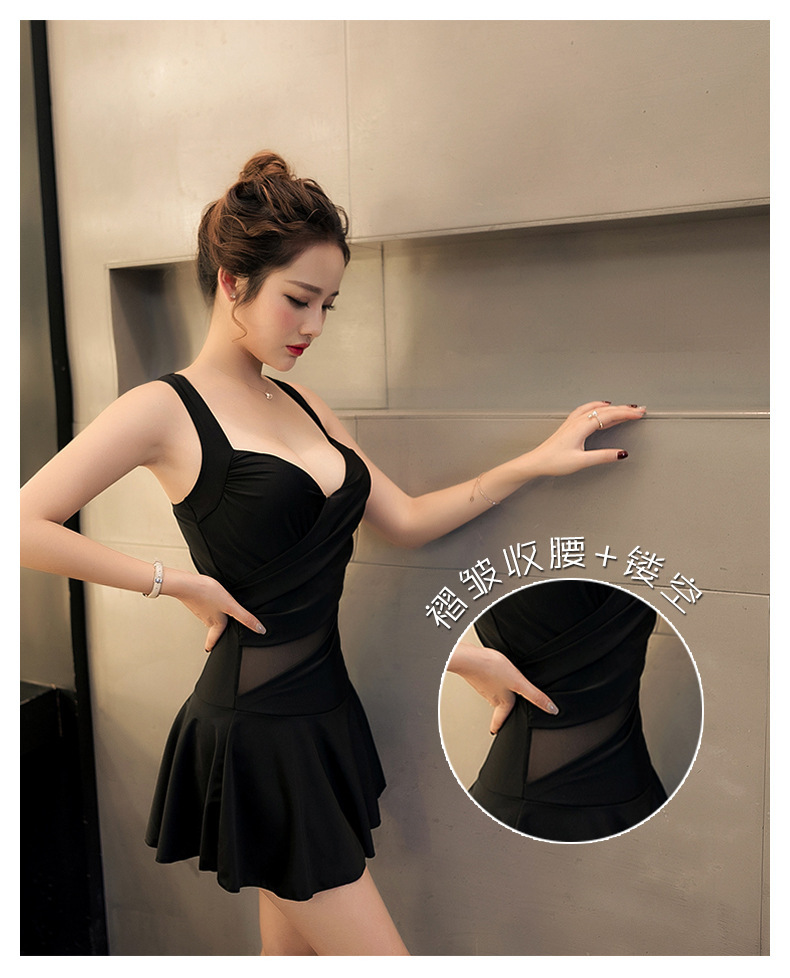 ชุดว่ายน้ำคนอ้วน 2xl ทูพีช รอบอก34-40 รอบเอว 30-36 สะโพก 38-46 นิ้วชุดยาว 30 นิ้ว กางเกงขาสั้นแยกชิ้น สวยหรูดูแพงจ้า