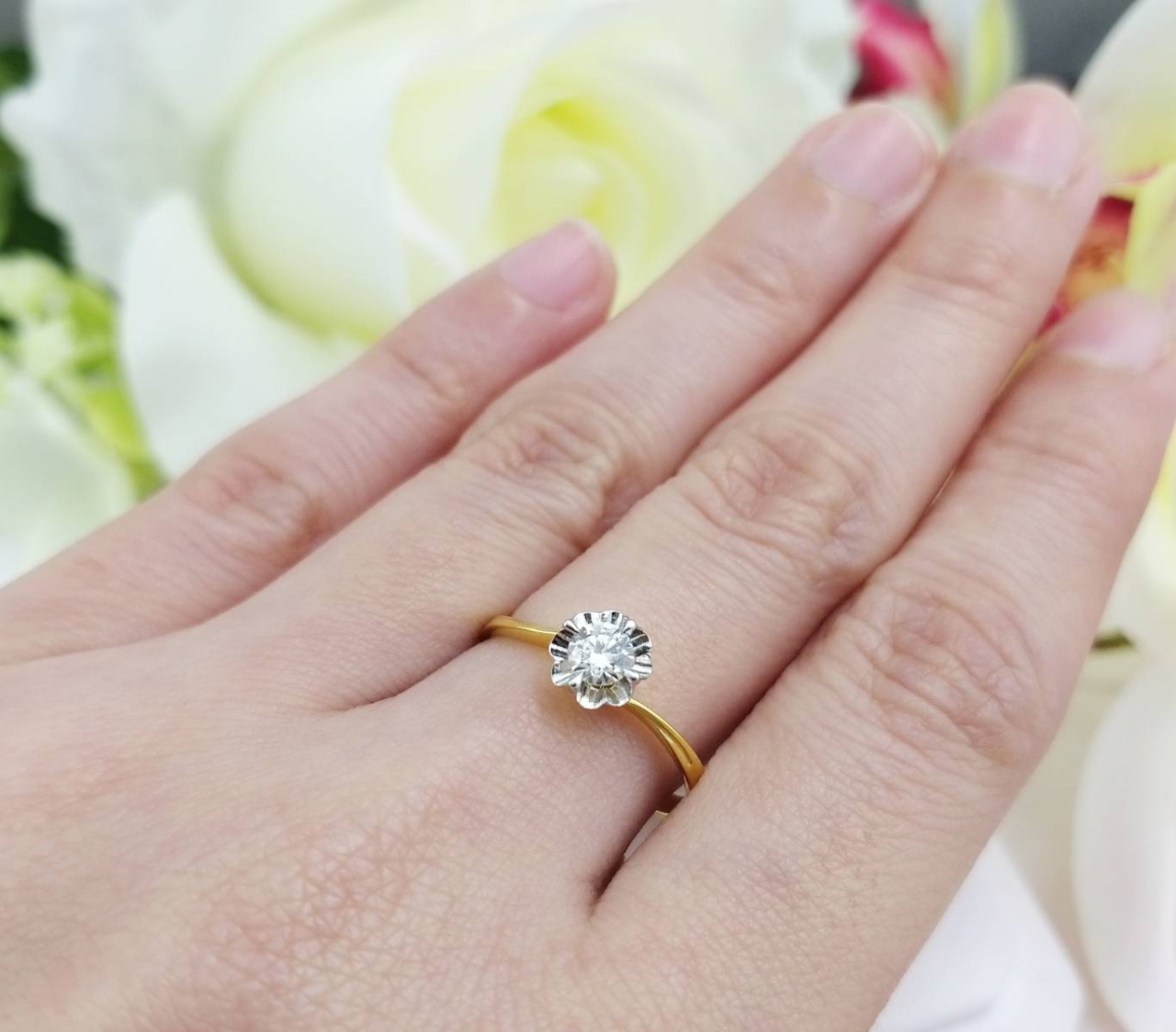 สั่งผลิตเพชรเบลเยี่ยมคัท แหวนแต่งงาน แหวนหมั้น ใส่เที่ยว ออกงาน แหวนทองคำ 18K เพชรแท้ 0.21/0.19 กะรัต 1.50/1.90 กรัม น้ำ 97 ราคาถูกมาก มีใบรับประกันค่ะ