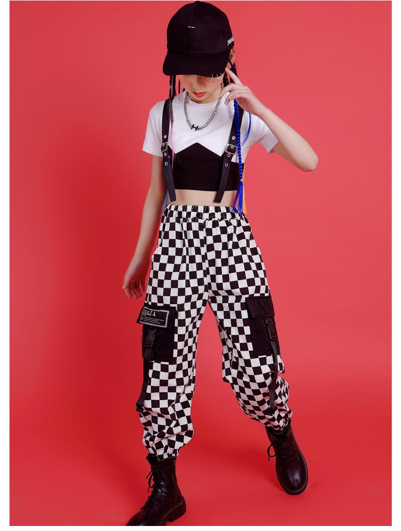 พร้อมส่ง ชุดเต้น ชุดแดนซ์ เสื้อสีขาว+กางเกงลายหมากรุก