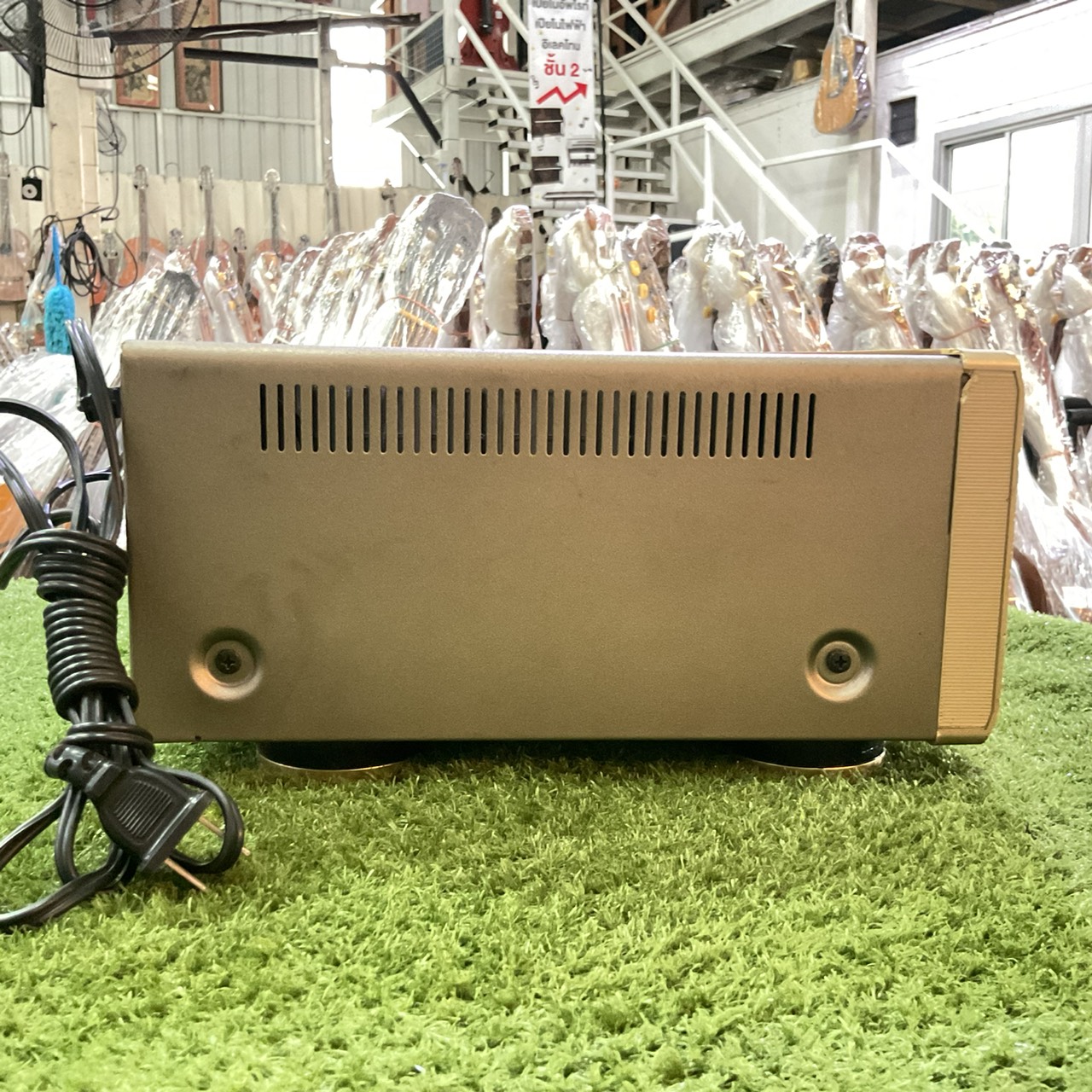 เครื่องขยายเสียง DENON : AVR-1600 สินค้าไม่พร้อมใช้งาน (ต้องซ่อม)