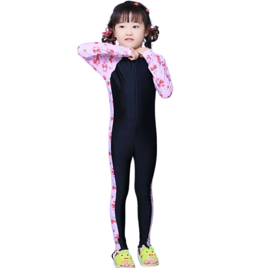 สินค้าพร้อมส่ง ชุดว่ายน้ำ เซ็ต 2 ชิ้น เสื้อ+กางเกง บอดี้สูท ลายดอก