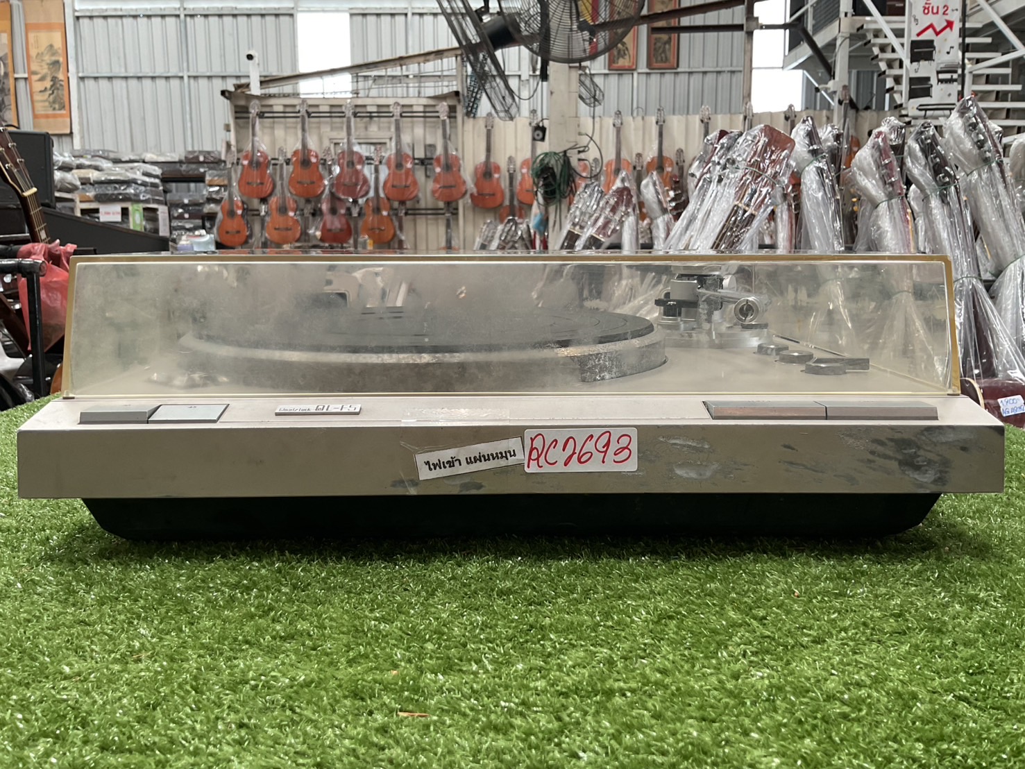 เครื่องเล่นแผ่นเสียง Victor : QL-F5