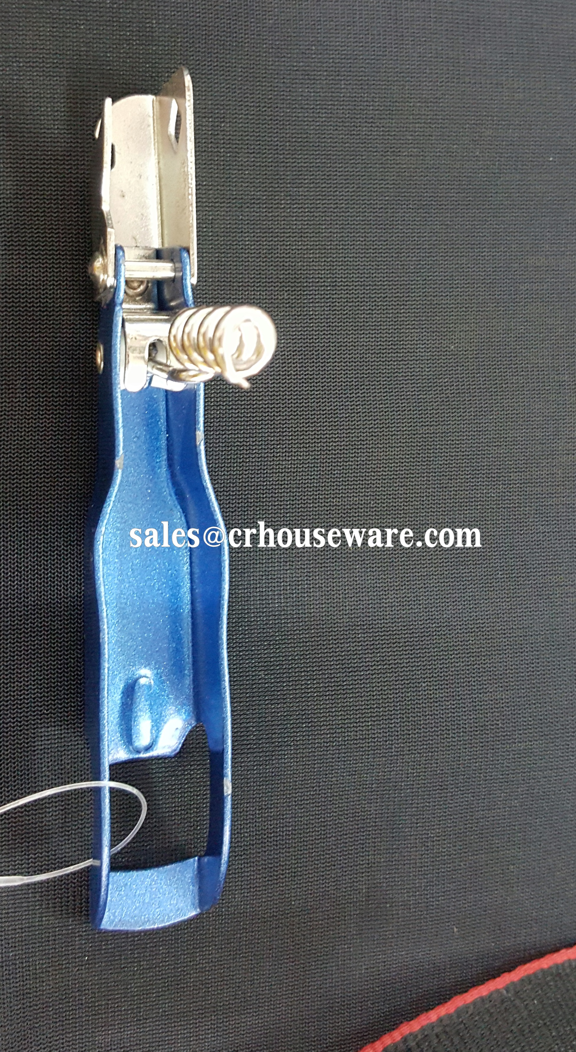 ที่เปิดขวดอเนกประสงค์เปิดได้ 3 อย่าง คละสี Bottle opener can open 3, Assorted colors. 005-1782