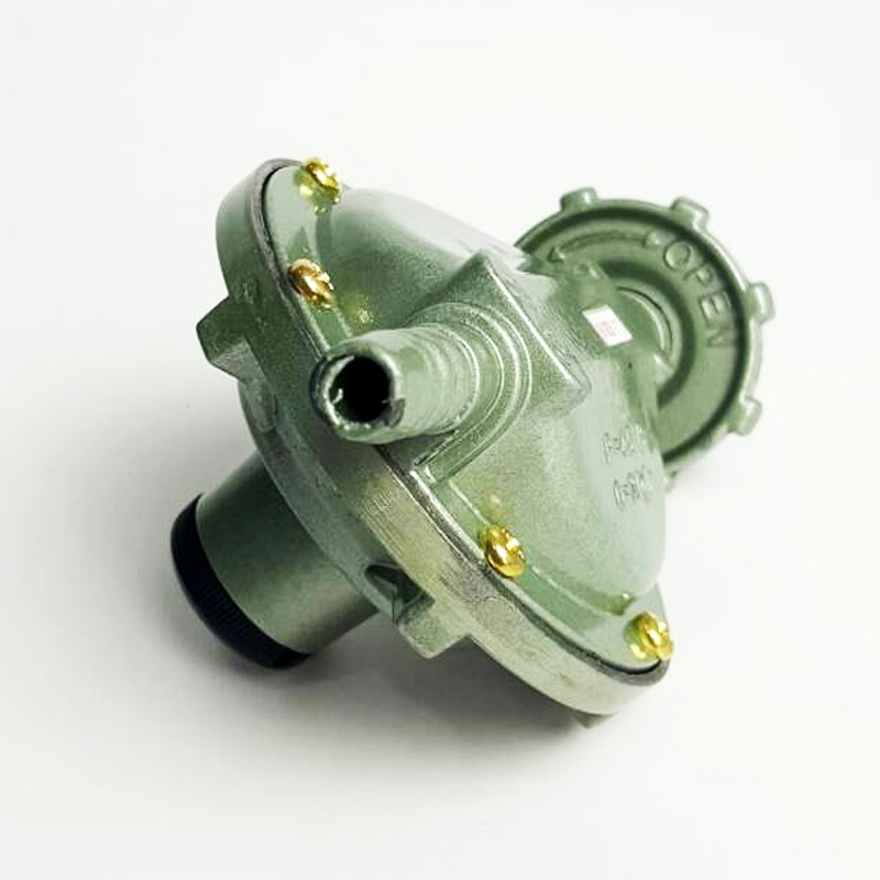 หัวปรับแรงดันแก๊ส ( แรงดันต่ำ ) + สายแก๊ส 2 เมตร + กิ๊ปรัดสาย 2 ตัว