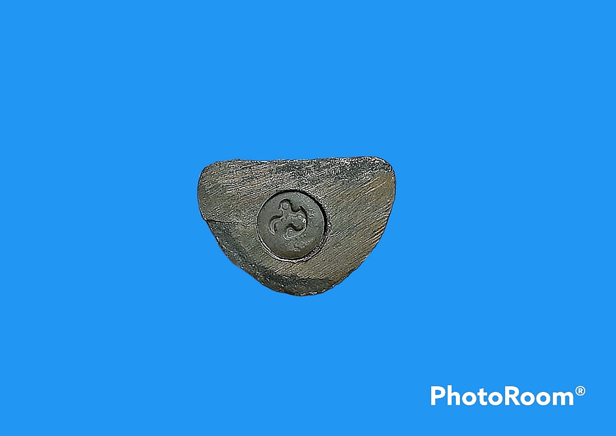 รูปหล่อกริ่ง พระภาวนาพรหมคุณ (หลวงพ่อเมตตานุศาสน์) วัดกุฎีทอง จ.สิงห์บุรี เนื้อนวะโลหะ ปี 2541 พร้อมกล่องจากวัดเดิมๆ