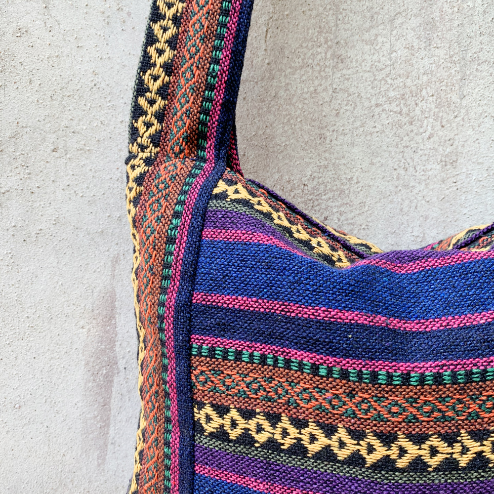 Size M กระเป๋าย่าม ขายย่าม ย่าม ย่ามสะพายข้าง ย่ามกะเหรี่ยง ย่ามชาวเขา กระเป๋าผ้านากา กระเป๋าสะพายข้าง กระเป๋าพาดตัว กระเป๋ามีซิป ย่ามสะพายข้าง กระเป๋าแนวๆ กระเป๋าแนวเซอร์ๆ ย่ามราคาถูก