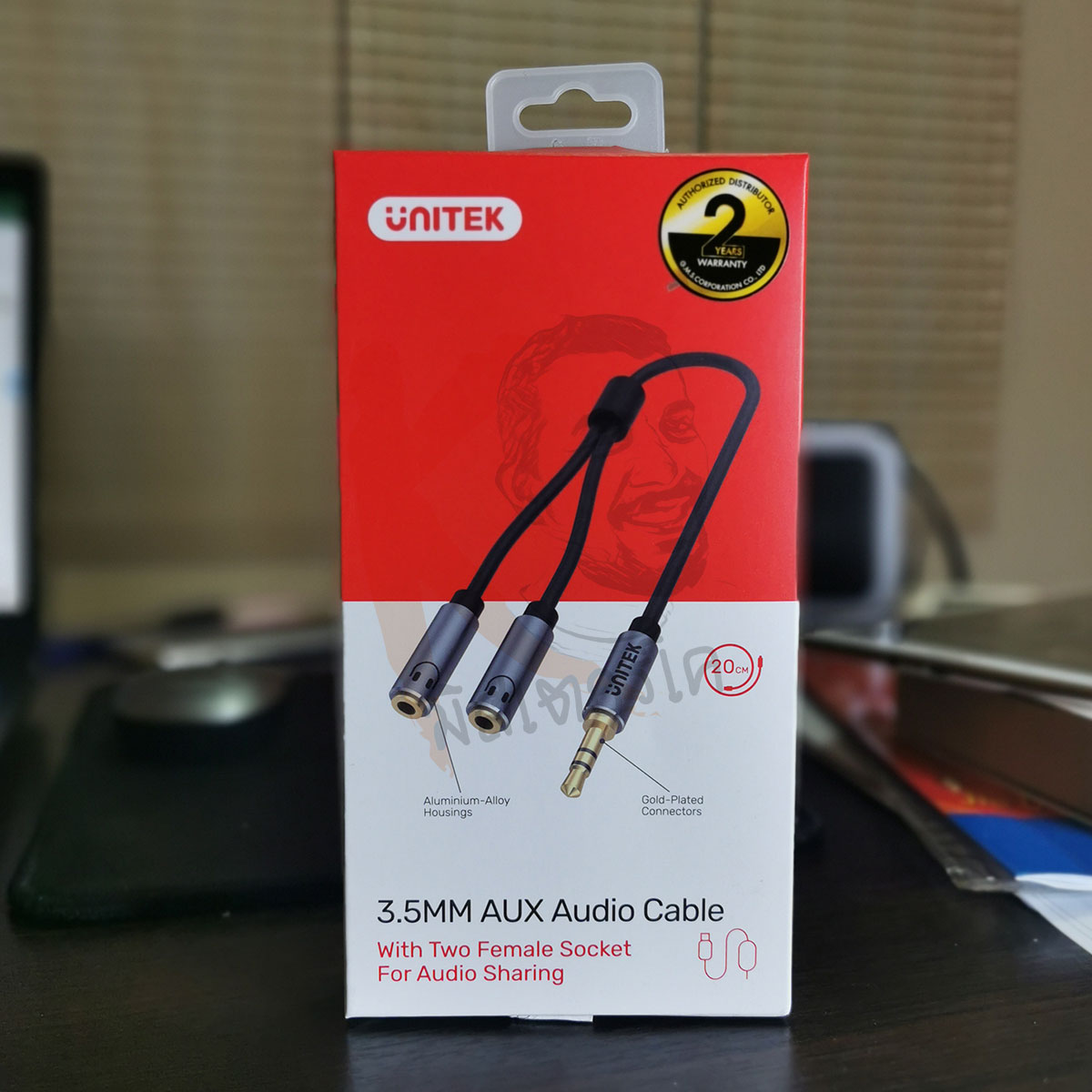 ตัวแยกเสียงหูฟัง AUX 3.5mm 1 ออก 2 Headphone Splitter by Unitek