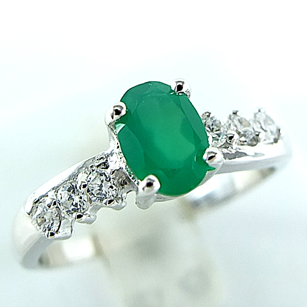 แหวนเงินแท้ราคาถูกชุบทองคำขาว พลอยแท้กรีนอะเกท 0.72 กะรัต เพชรCZ 0.18 กะรัต งานประณีตสวยงาม สั่งผลิตค่ะ