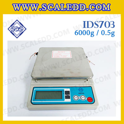 เครื่องชั่งดิจิตอล พิกัด 6000g x 0.5g เครื่องชั่งน้ำหนัก6000กรัม เครื่องชั่งดิจิตอล6000กรัม ตาชั่ง6000กรัม ยี่ห้อ SDS รุ่น IDS703