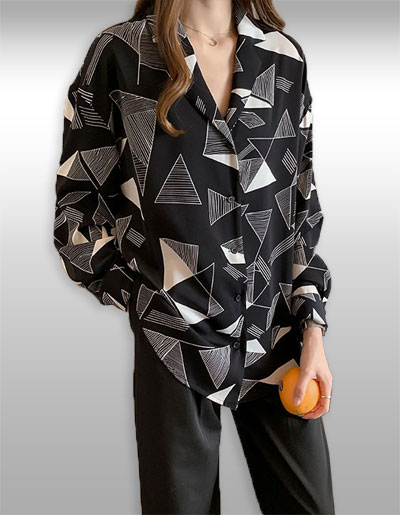 เสื้อแฟชั่นสีดำลายเรขาคณิตสไตล์เก๋ รหัส2198