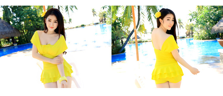 ชุดว่ายน้ำทูพีชสีเหลือง เสื้อ+กางเกง รอบอก 32-36 เอว 28-32 สะโพก 34-38 ตัวเสื้อยาว 30 นิ้วค่ะ