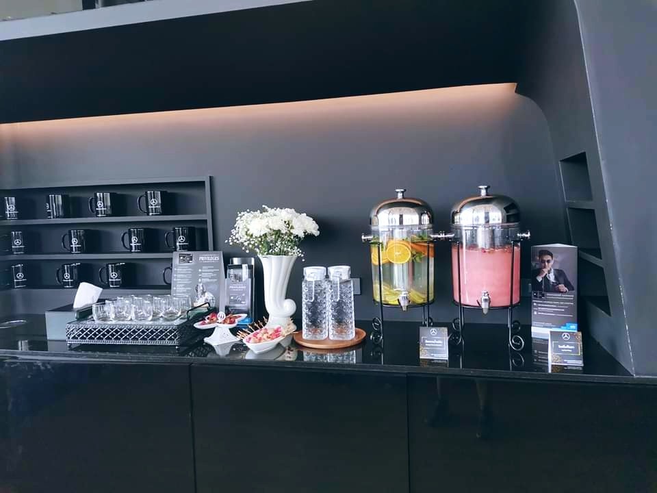 เครื่องจ่ายน้ำผลไม้ ขนาดความจุ 8 ลิตร พร้อมขาตั้งเหล็ก รหัสสินค้า 005-SD8L,၁ကန့်ဖျော်ရည်စက်