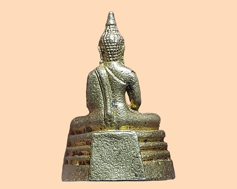 รูปเหมือนหล่อ หลวงพ่อโสธร วัดโสธรวรารามวรวิหาร ฉะเชิงเทรา