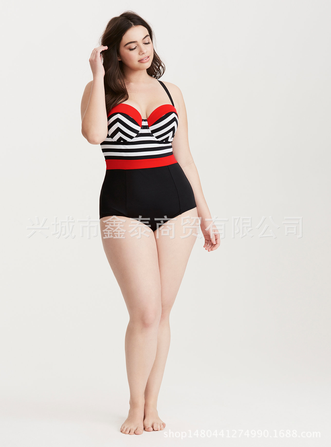 ชุดว่ายน้ำวันพีช 3xl รอบอก 38-42 รอบเอว 30-38 สะโพก 38-44 นิ้วค่ะ ผ้าดี งานสวย มีโครง ด้านหลังเป็นตะขอเกี่ยวค่ะ