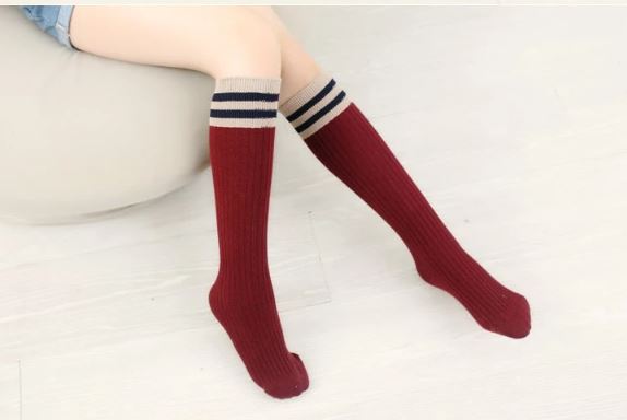 ถุงเท้ายาว ถุงเท้าเด็ก แบบแถบขอบ