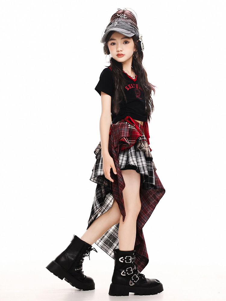 พร้อมส่ง**ชุดเต้น ชุดเซ็ทเสื้อแขนยาวเขียว+กางเกงขาสั้น กระโปรงสก๊อตแดง