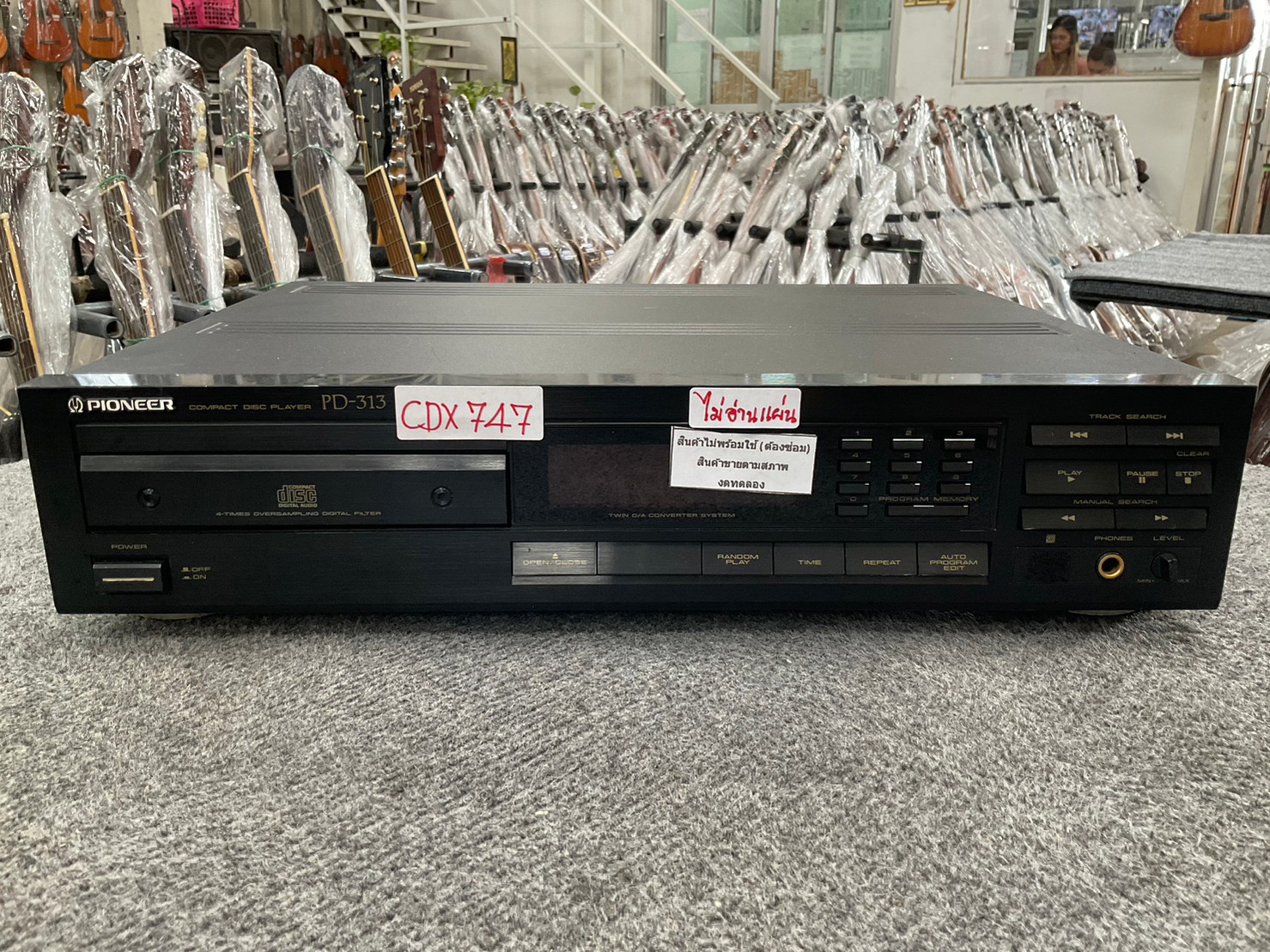เครื่องเล่น CD PIONEER PD 313 สินค้าไม่พร้อมใช้งาน (ต้องซ่อม)