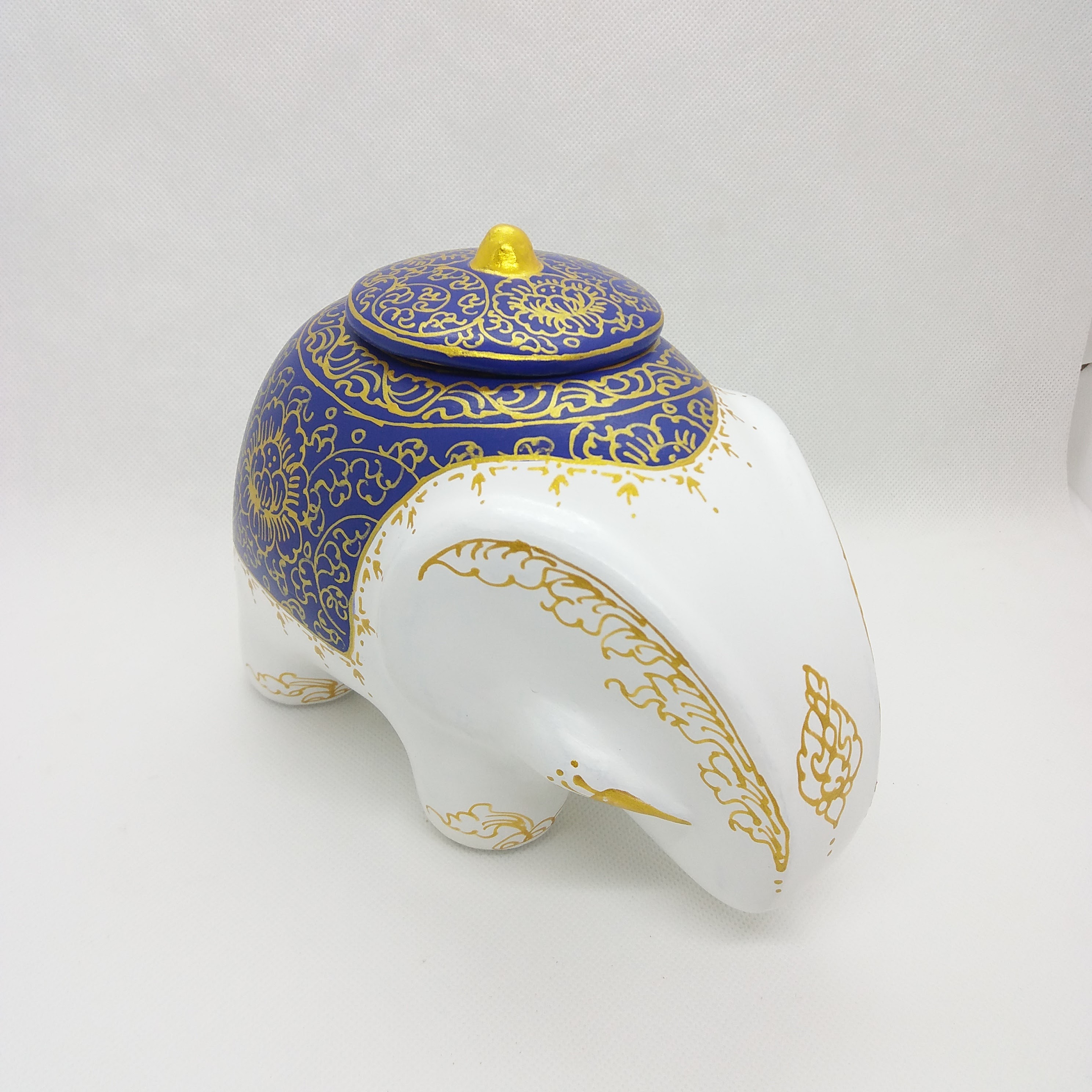 ช้างใส่เครื่องประดับ Size M