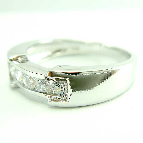 แหวนเงินแท้ราคาถูกชุบทองคำขาว เพชรCZแท้ 0.20 กะรัต งานประณีตสวยงาม สั่งผลิตค่ะ