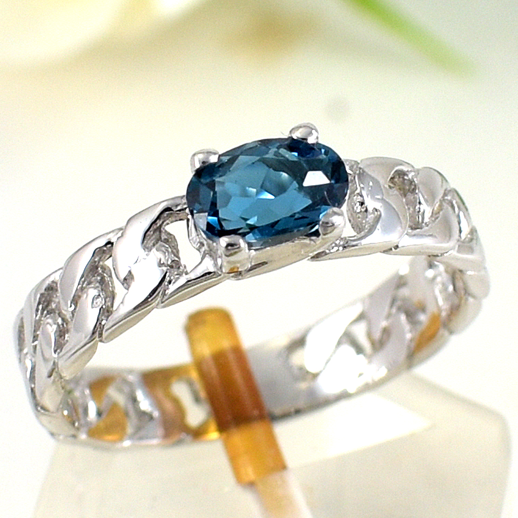 แหวนเงินแท้ราคาถูกชุบทองคำขาว ลอนดอนบลูโทปาซแท้ 0.55 กะรัต งานประณีตสวยงาม สั่งผลิตค่ะ