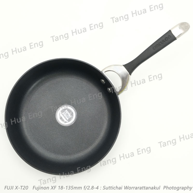 MEYER กระทะนอนสติ๊ก ฮาร์ดอโนไดซ์ 25.4 ซม.