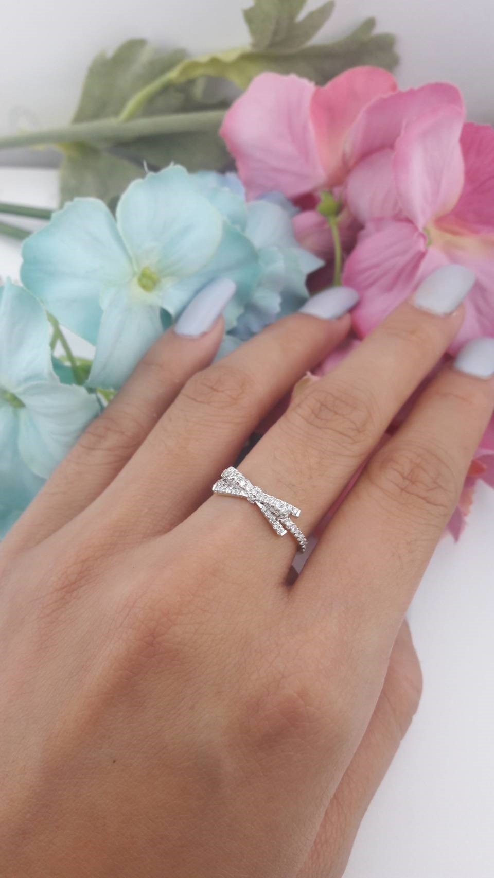 สั่งผลิตเพชรเบลเยี่ยมคัท แหวนแต่งงาน แหวนหมั้น ใส่เที่ยว ออกงาน แหวนทองคำ 18K เพชรแท้ 0.36 กะรัต 2.02 กรัม น้ำ 99 ราคาถูกมาก มีใบรับประกันค่ะ