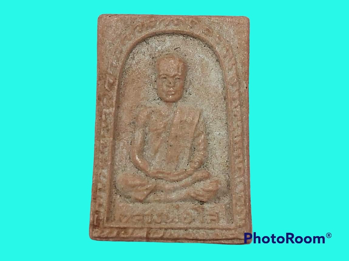 หลวงพ่อโล วัดสร่างโศก จ.สมุทรปราการ