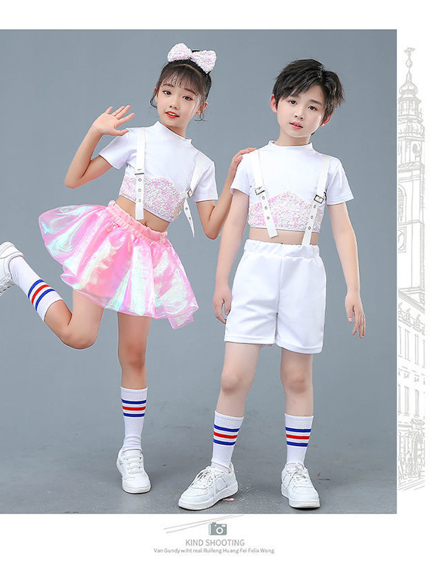 ชุดเต้น ฮิปฮอป เสื้อแขนสั้นสีดำ+กระโปรง วิ้ง