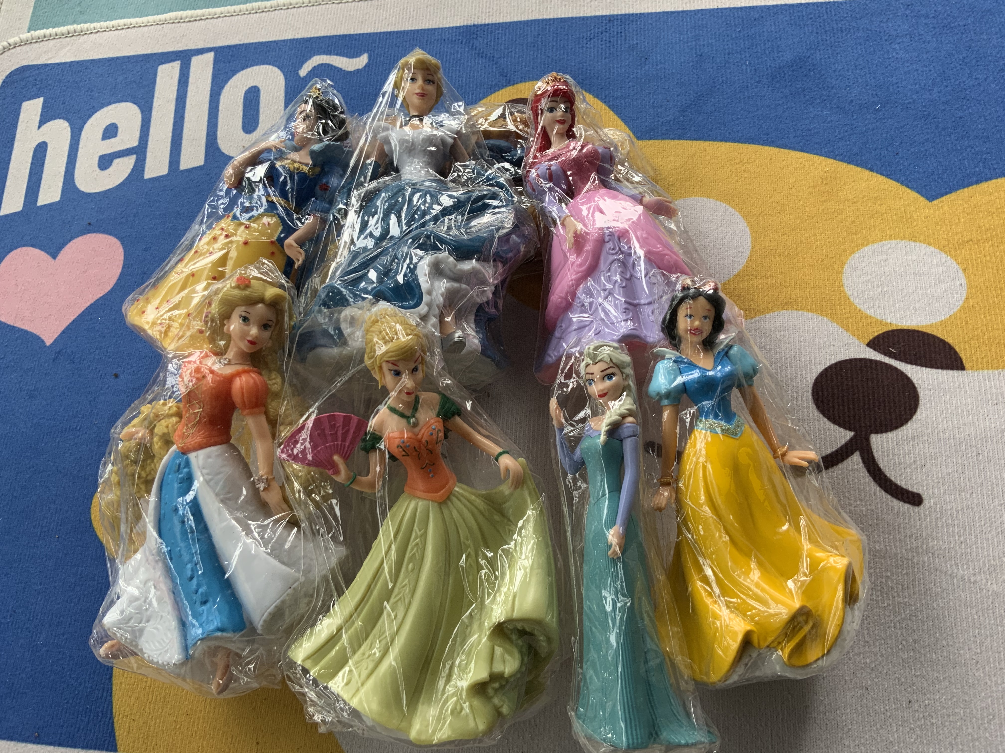 ตุ๊กตา เหล่าเจ้าหญิง เซ็ตใหญ่ 7 ตัว