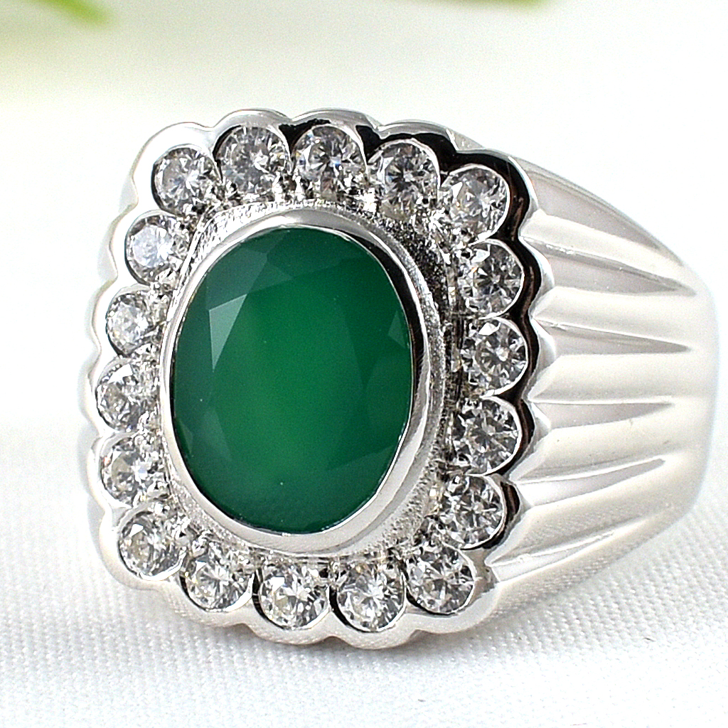 แหวนเงินแท้ราคาถูกชุบทองคำขาว พลอยแท้กรีนอะเกท 3.60 กะรัต เพชรCZ 0.72 กะรัต งานประณีตสวยงาม สั่งผลิตค่ะ