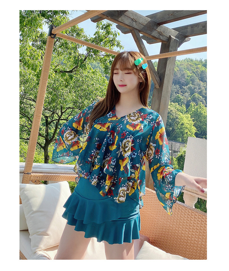 ชุดว่ายน้ำคนอ้วน5xl เซต 3 ชิ้น รอบอก 40-46 รอบเอว 34-40 สะโพก 36-46 ยาว 15 นิ้ว เสื้อตัวนอก รอบอก 48 ยาว 27 นิ้วค่ะ ผ้าดี งานสวยมากๆค่ะ