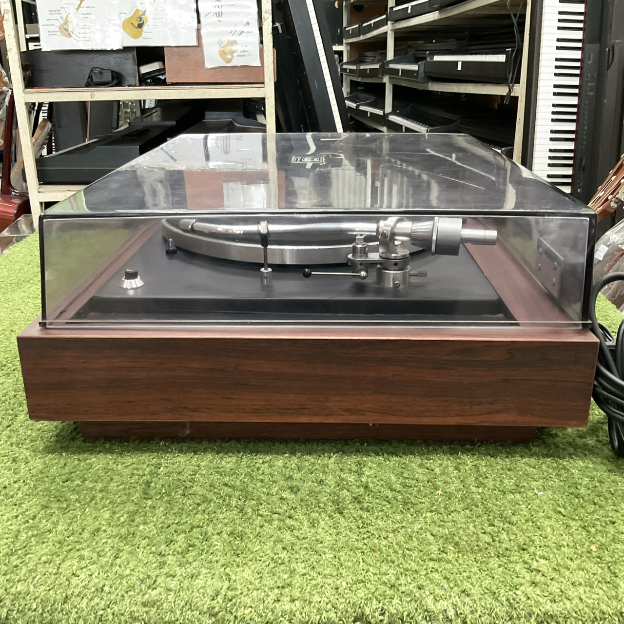 เครื่องเล่นแผ่นเสียง VICTOR : JL-B33H