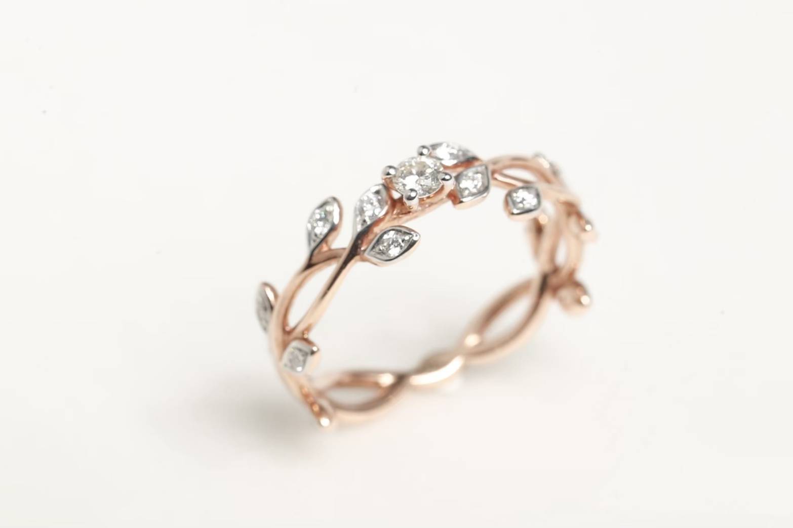 แหวนทองแท้ เพชรแท้ Pink Gold 9K 2.10g D 1/0.10 ct D 14/0.15 ct