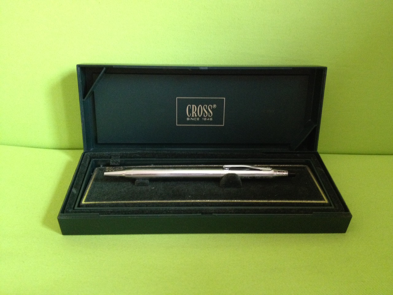 ปากกา CROSS สีเงิน