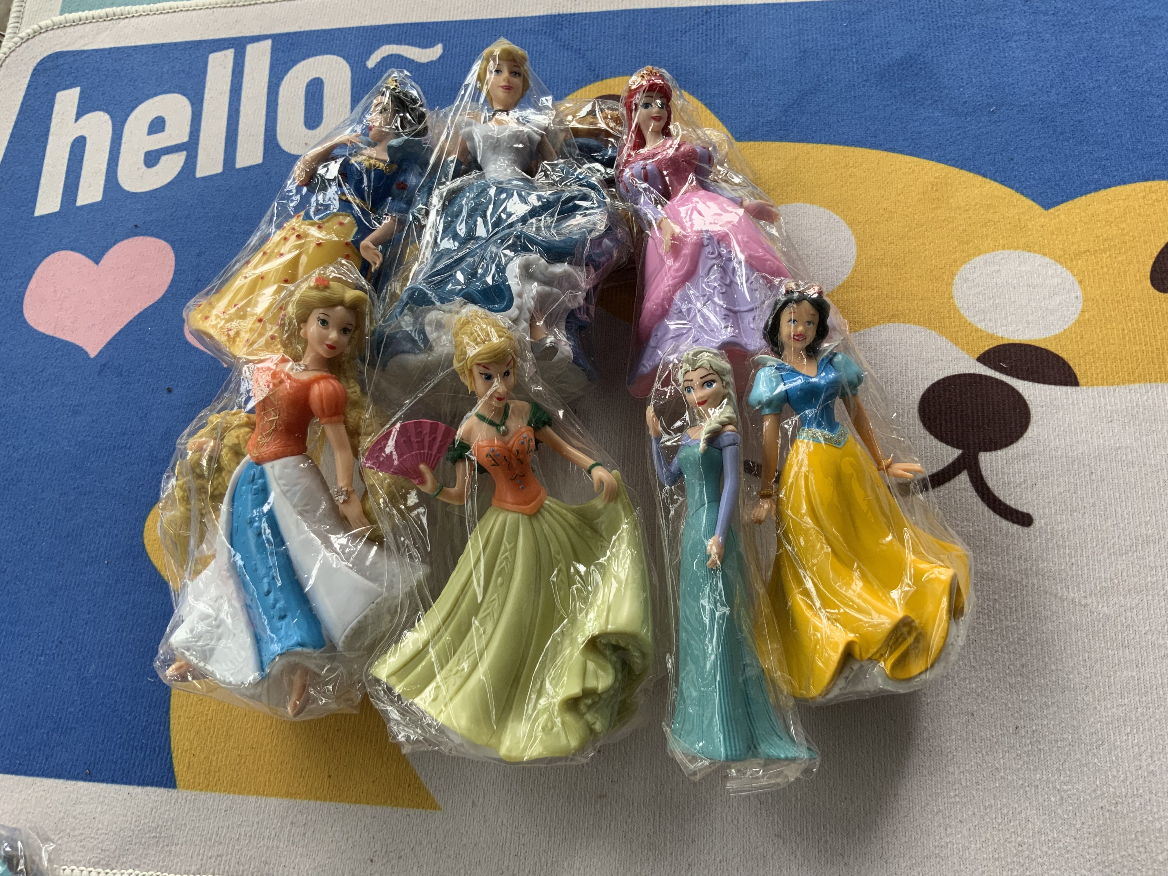 ตุ๊กตา เหล่าเจ้าหญิง เซ็ตใหญ่ 7 ตัว
