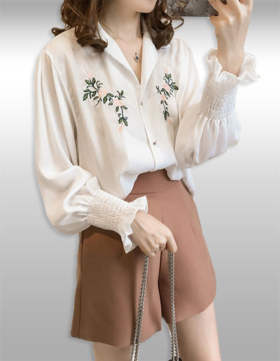 เสื้อแฟชั่นสีขาวแขนยาวแบบสวยหวาน รหัส2338