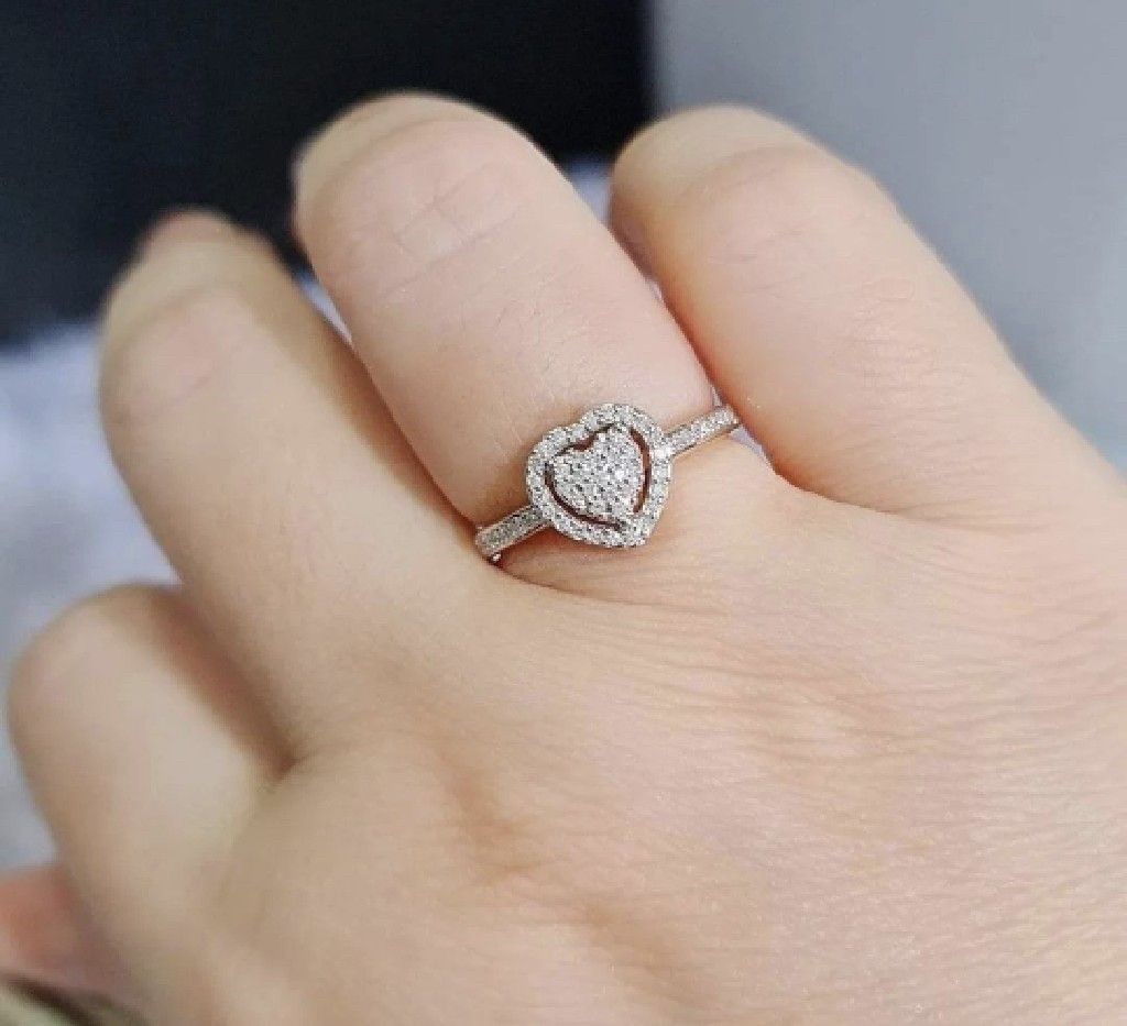 พร้อมส่งและสั่งผลิตแหวนเพชรรูปหัวใจ แหวนแต่งงาน แหวนหมั้น ใส่เที่ยว ออกงาน แหวนทองคำ 9K เพชรกุหลาบแท้ 0.20 กะรัต 56 เม็ด ราคาถูกมาก ส่งฟรี