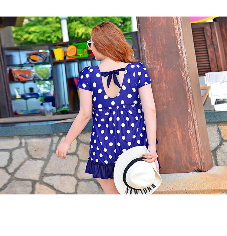 ชุดว่ายน้ำวันพีช 4xl รอบอก 38-46 รอบเอว32-42 สะโพก 40-50 นิ้ว ยาว 32 นิ้ว ด้านในเป็นขาสั้นไม่แยกชิ้น ผ้าดี งานสวย พลางพุงค่ะ