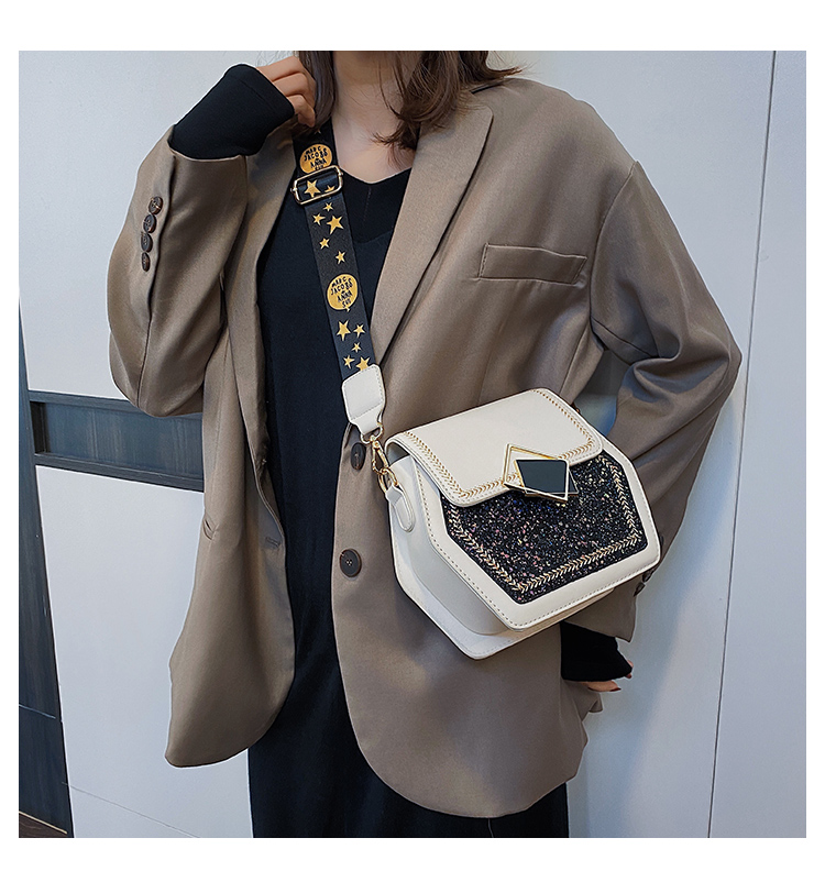 สินค้าพรีออเดอร์ กระเป๋าแฟชั่นสวยหรู มี 4 สี รหัส PO-BAG-039