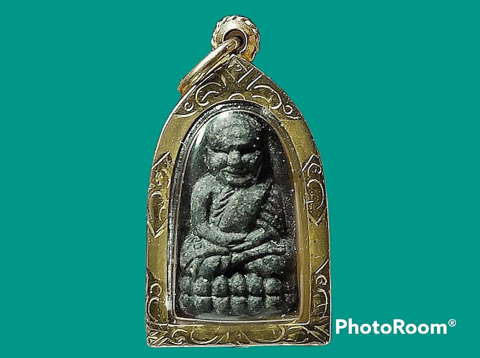 หลวงปู่ทวด วัดห้วยมงคล จ.ประจวบคีรีขันธ์ เลี่ยมทองคำ