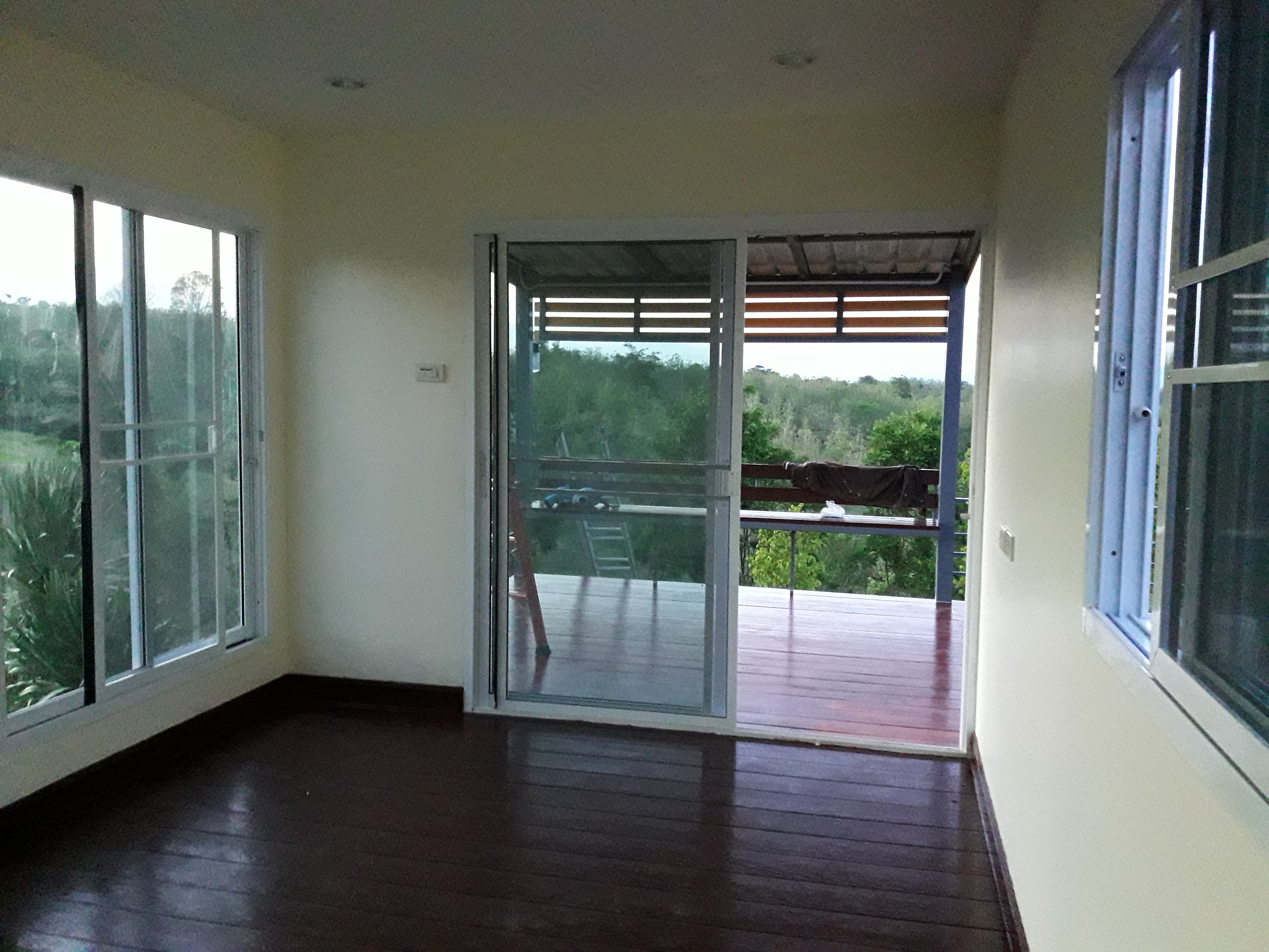 2นอน1นั่งเล่น รวมติดตั้งเทพื้น